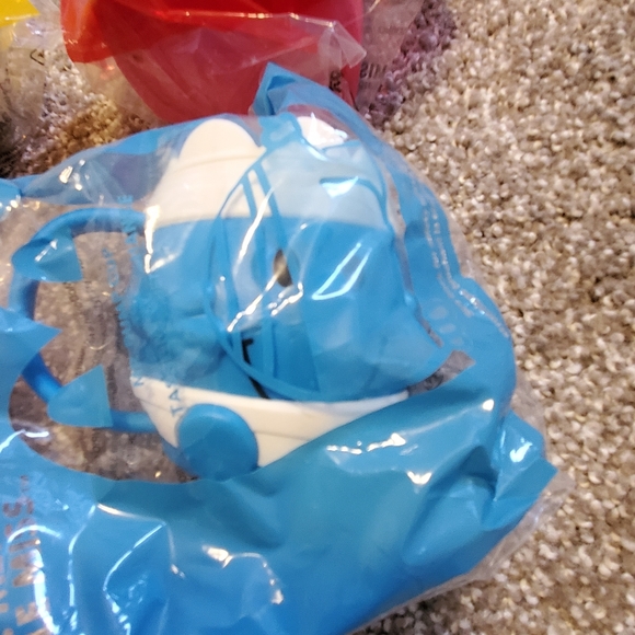 6/$30 ππ€βοΈ 4 BNIB little miss and kister men mcdonalds cups - Picture 5 of 7